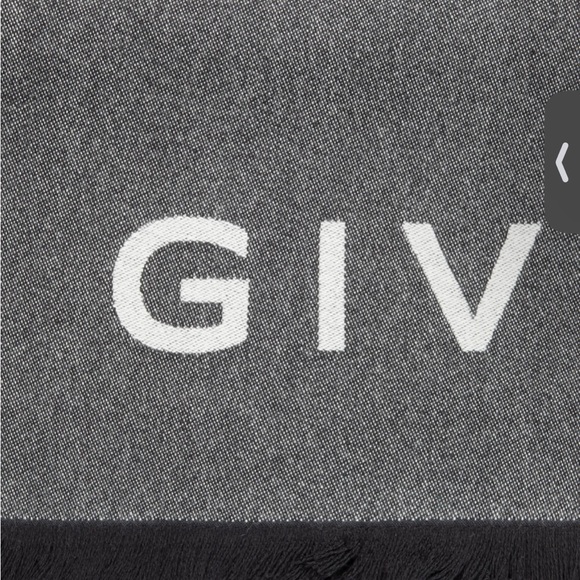 NWT GIVENCHY cashmere & wool scarf - made in Italy - brand new! - Picture 3 of 8